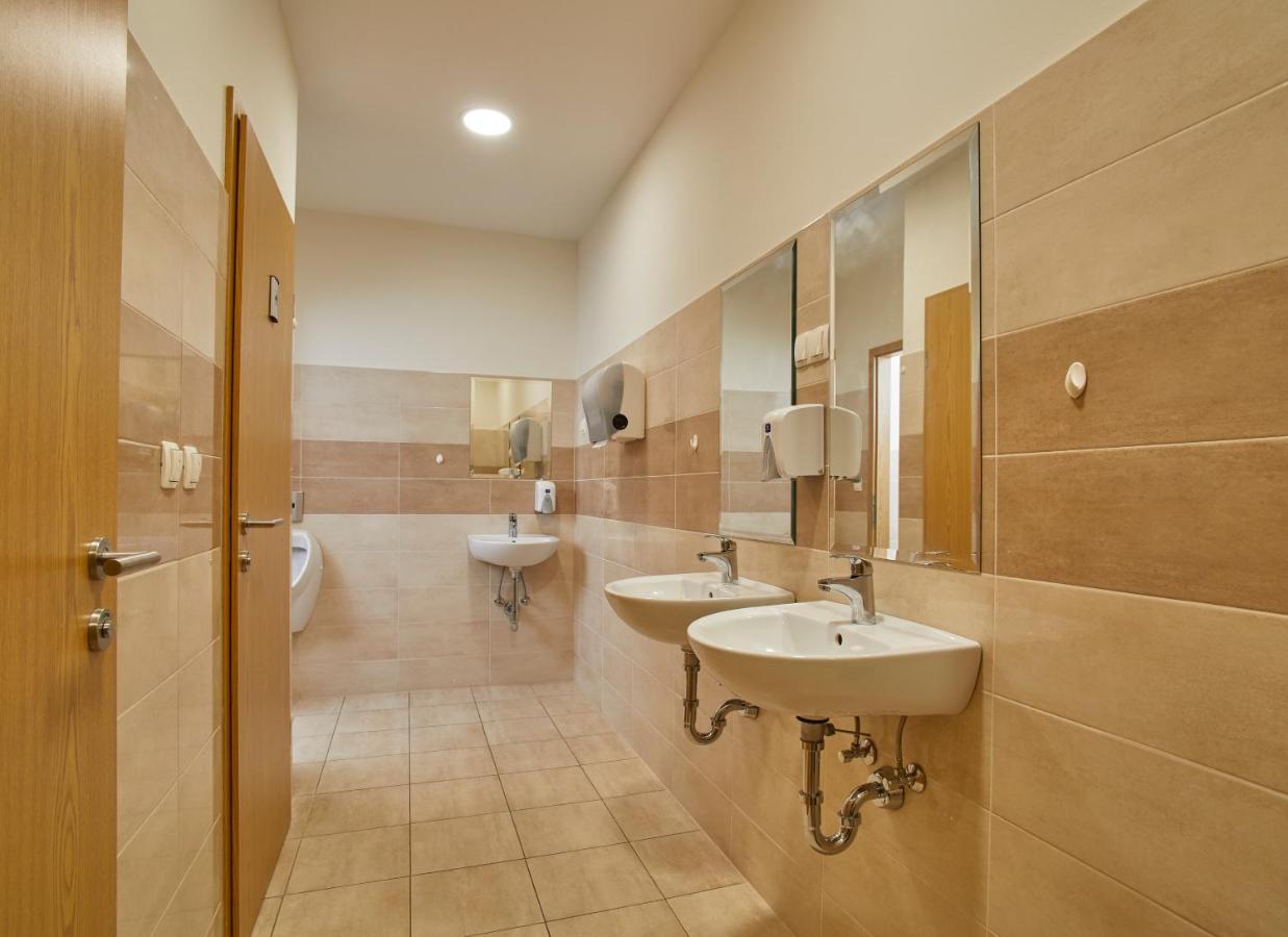 Hostel Delalut Ravne na Koroskem Extérieur photo